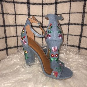 Brand new Shoe Republica Embroidered heels